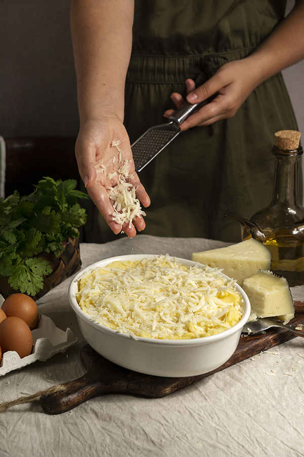 Mac and Cheese A Gourmet Guide to Comfort Food Perfection - Making